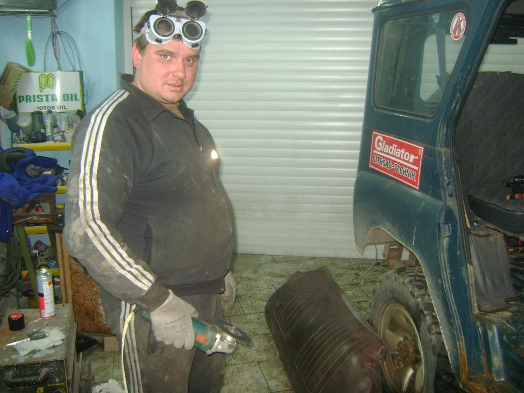 Натиснете снимката за да я уголемите
Име:DSC04870.jpg
Прегледи:1
Размер:137.0 КБ
ID:5250343