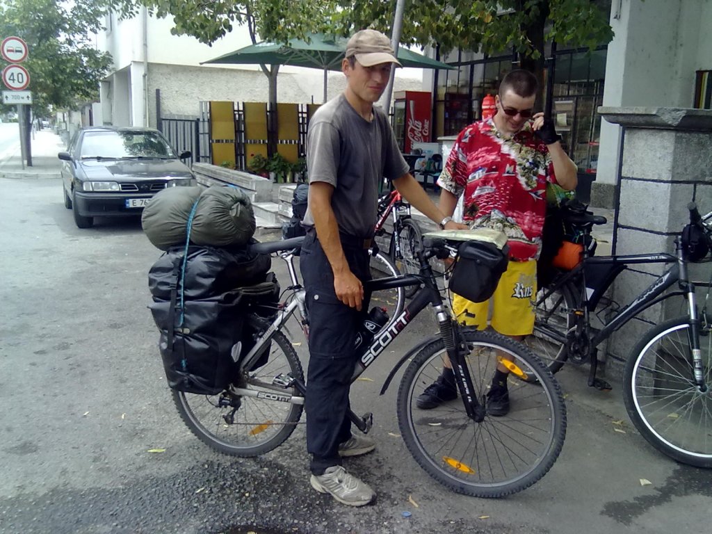 Натиснете снимката за да я уголемите
Име:20072011392.jpg
Прегледи:1
Размер:188.9 КБ
ID:5941649