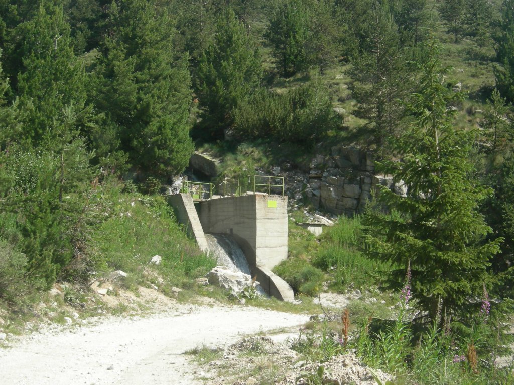 Натиснете снимката за да я уголемите
Име:DSCN0807.jpg
Прегледи:1
Размер:234.7 КБ
ID:5978771