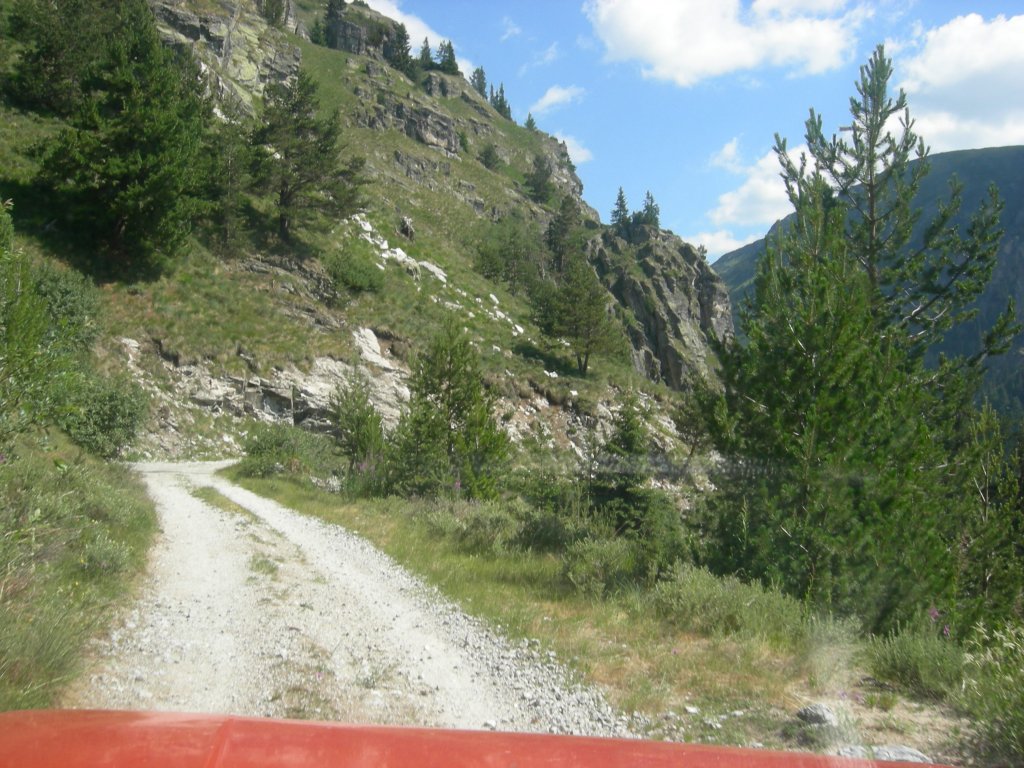 Натиснете снимката за да я уголемите
Име:DSCN0812.jpg
Прегледи:1
Размер:189.9 КБ
ID:5978775