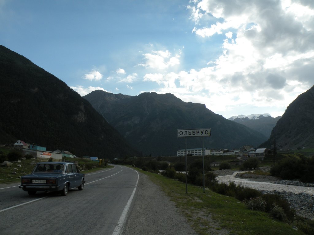 Натиснете снимката за да я уголемите
Име:DSCN3587.jpg
Прегледи:1
Размер:90.8 КБ
ID:5988645