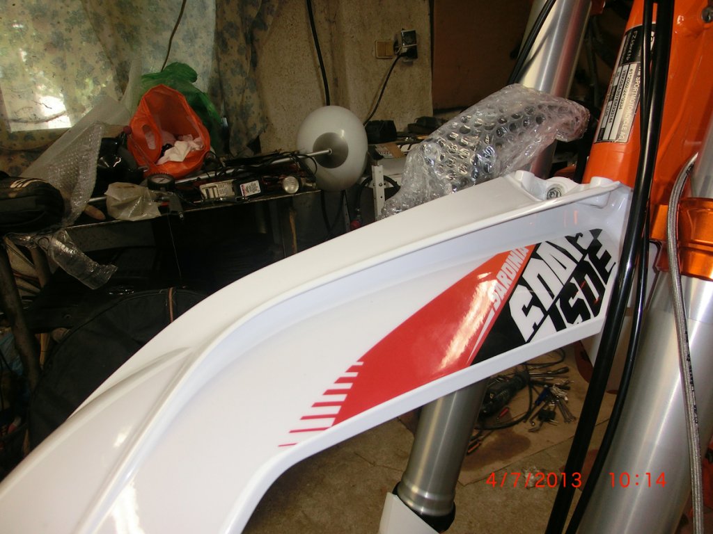 Натиснете снимката за да я уголемите
Име:CIMG2083.jpg
Прегледи:1
Размер:130.9 КБ
ID:6018519