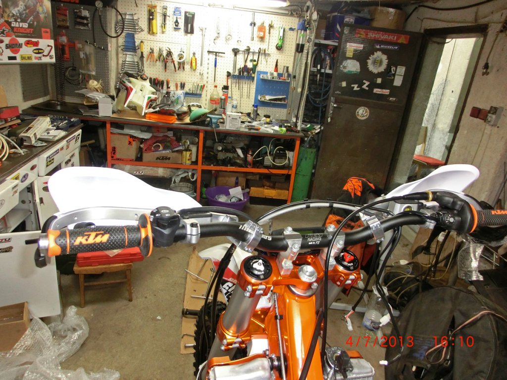 Натиснете снимката за да я уголемите
Име:CIMG2090.jpg
Прегледи:1
Размер:192.1 КБ
ID:6018526