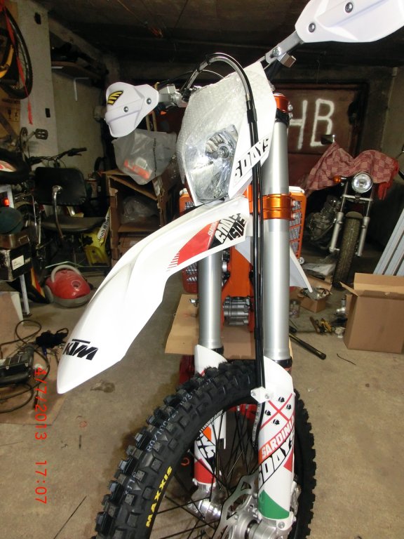 Натиснете снимката за да я уголемите
Име:CIMG2091.jpg
Прегледи:1
Размер:96.8 КБ
ID:6018527