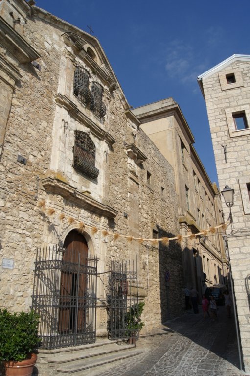 Натиснете снимката за да я уголемите
Име:DSC09169.jpg
Прегледи:2
Размер:109.6 КБ
ID:6026176