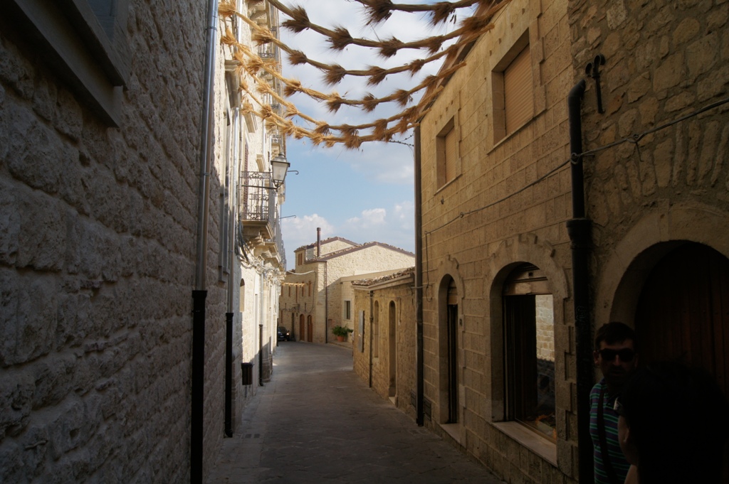 Натиснете снимката за да я уголемите
Име:DSC09193.JPG
Прегледи:2
Размер:314.7 КБ
ID:6026179