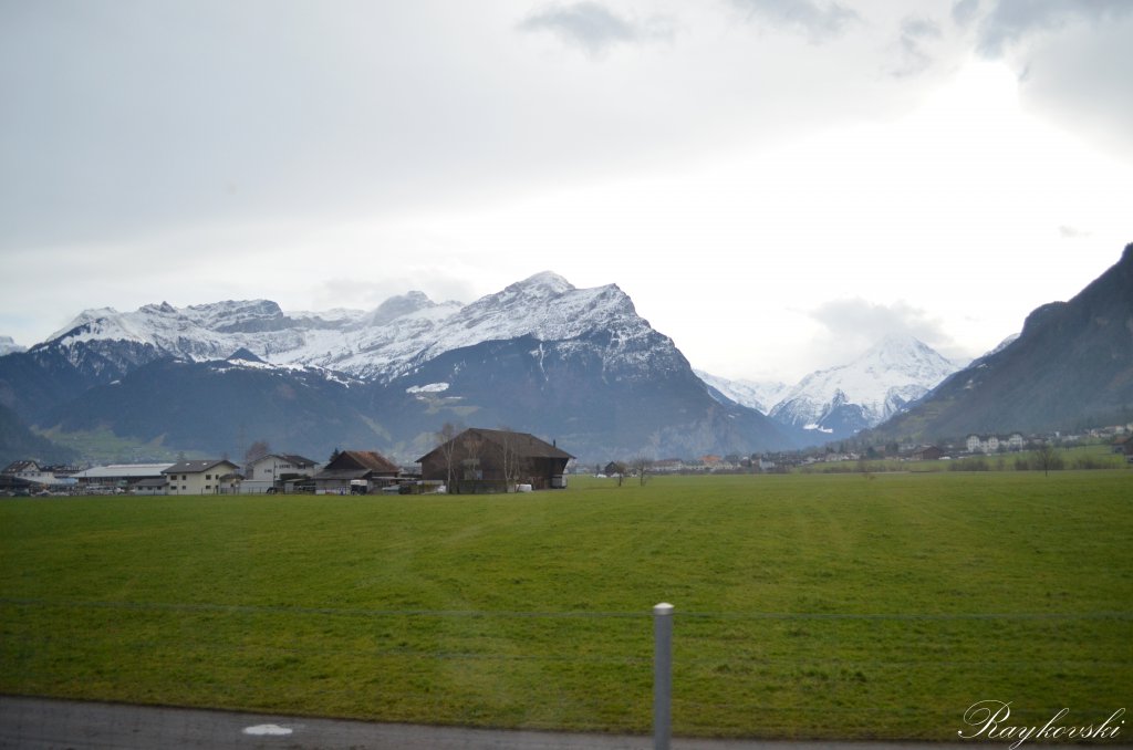 Натиснете снимката за да я уголемите
Име:DSC_0503.jpg
Прегледи:1
Размер:81.2 КБ
ID:6042121