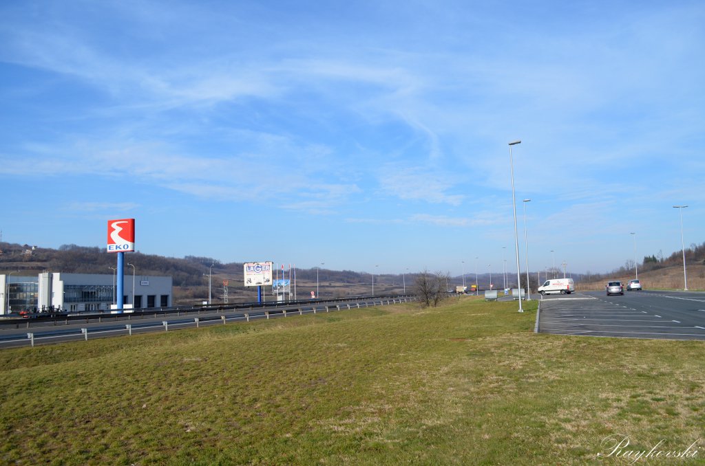 Натиснете снимката за да я уголемите
Име:DSC_0026.jpg
Прегледи:1
Размер:113.8 КБ
ID:6042144