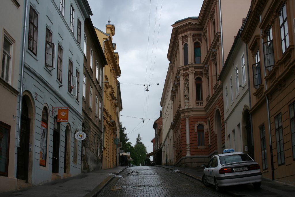 Натиснете снимката за да я уголемите
Име:IMG_9689.jpg
Прегледи:1
Размер:126.9 КБ
ID:6055410