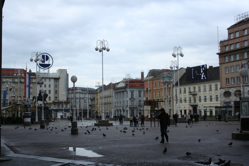 Натиснете снимката за да я уголемите
Име:IMG_9740.jpg
Прегледи:1
Размер:109.4 КБ
ID:6055430