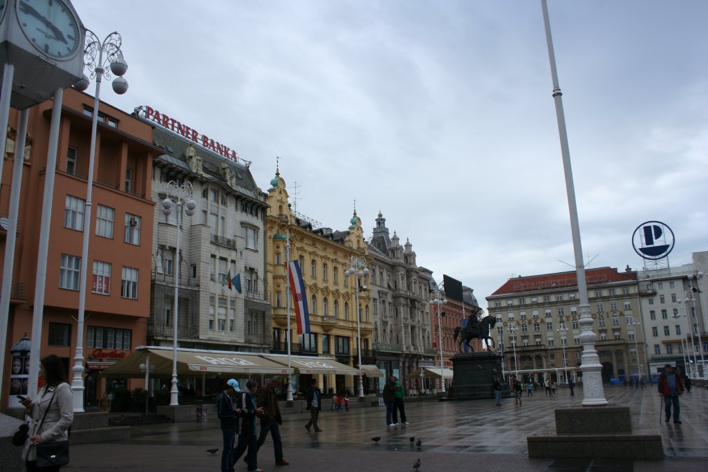 Натиснете снимката за да я уголемите
Име:IMG_9748.jpg
Прегледи:1
Размер:111.9 КБ
ID:6055433