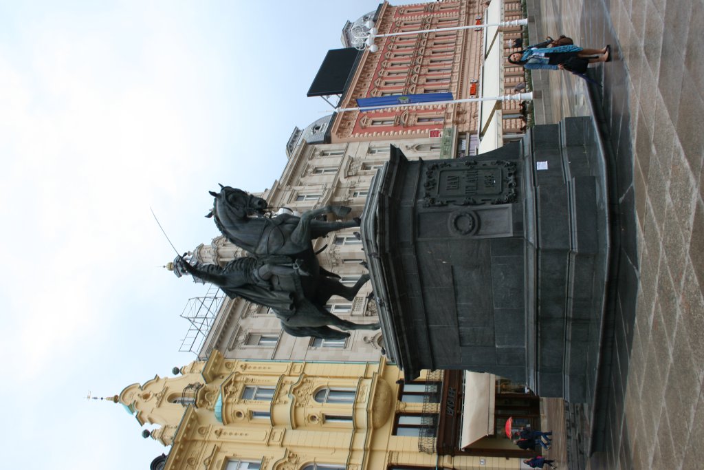 Натиснете снимката за да я уголемите
Име:IMG_9769.jpg
Прегледи:1
Размер:117.5 КБ
ID:6055441