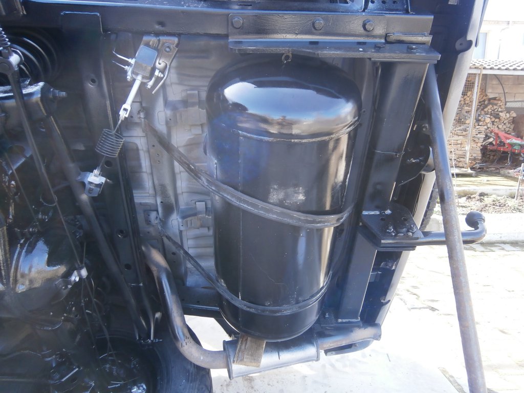 Натиснете снимката за да я уголемите
Име:P3060336.jpg
Прегледи:2
Размер:128.0 КБ
ID:6110640