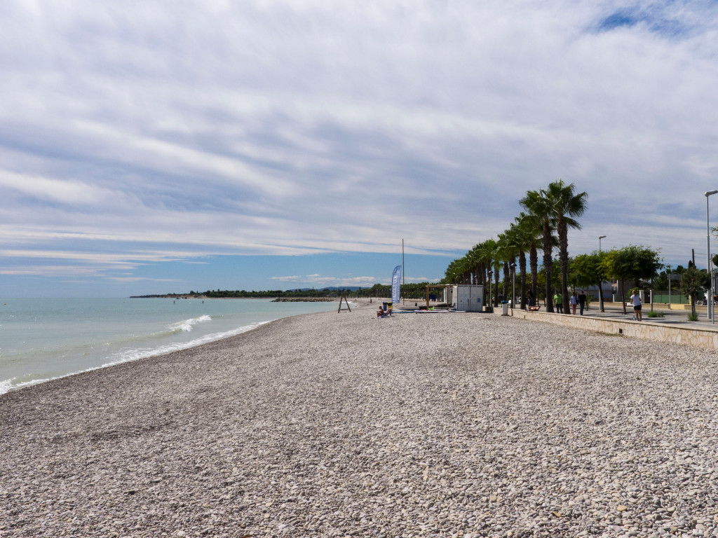 Натиснете снимката за да я уголемите
Име:P1060581.jpg
Прегледи:1
Размер:273.2 КБ
ID:5731614