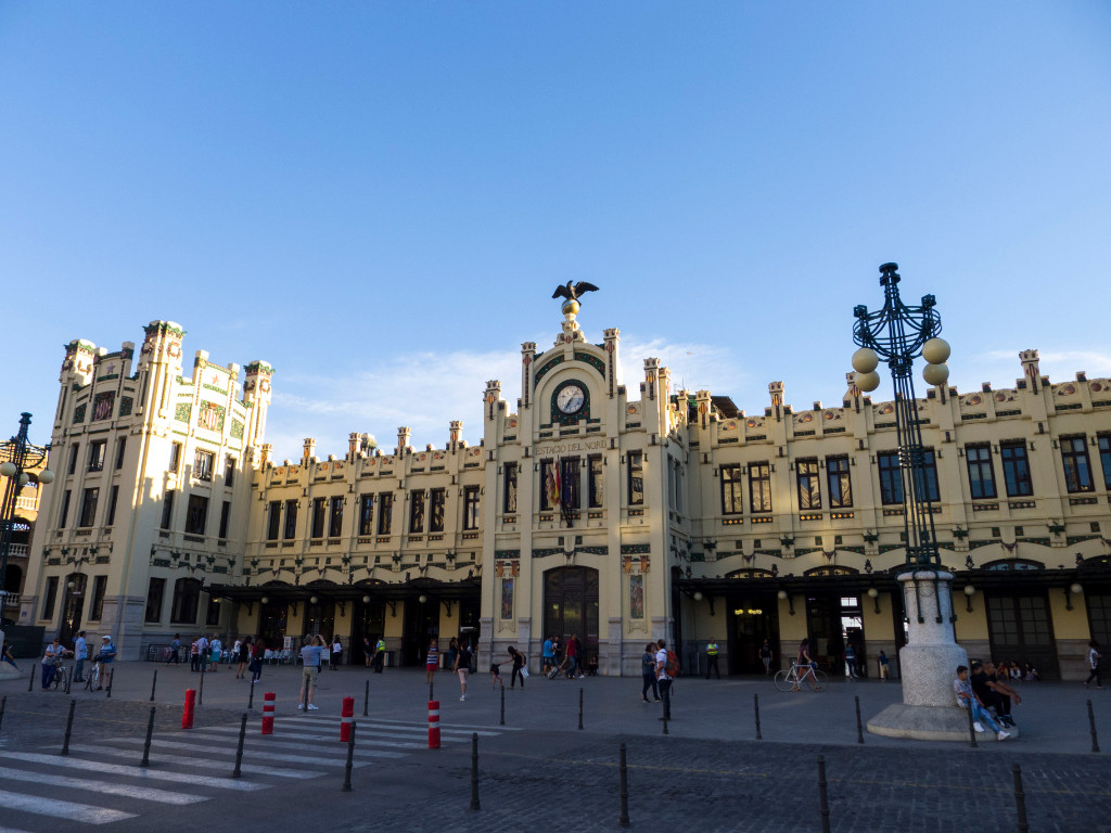 Натиснете снимката за да я уголемите
Име:P1060679.jpg
Прегледи:1
Размер:207.6 КБ
ID:5731634