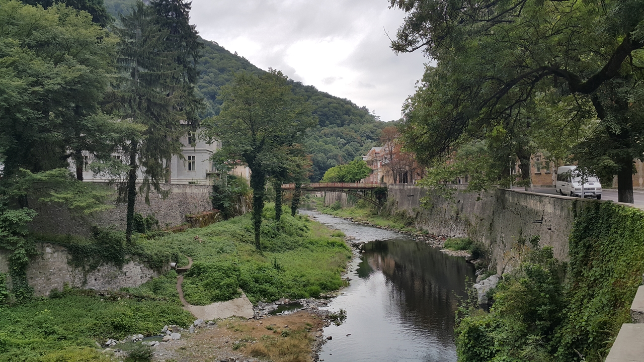 Натиснете снимката за да я уголемите
Име:20170821_122434.jpg
Прегледи:1
Размер:947.7 КБ
ID:6139415