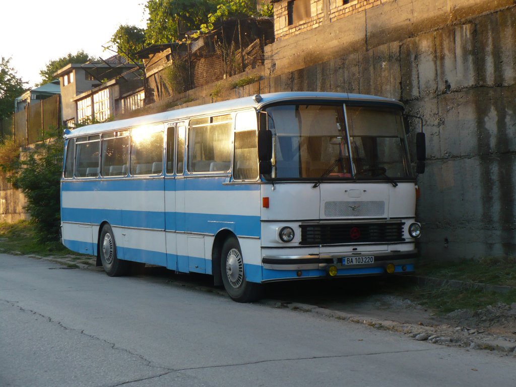 Натиснете снимката за да я уголемите
Име:P1030866.jpg
Прегледи:2
Размер:150.2 КБ
ID:5609624