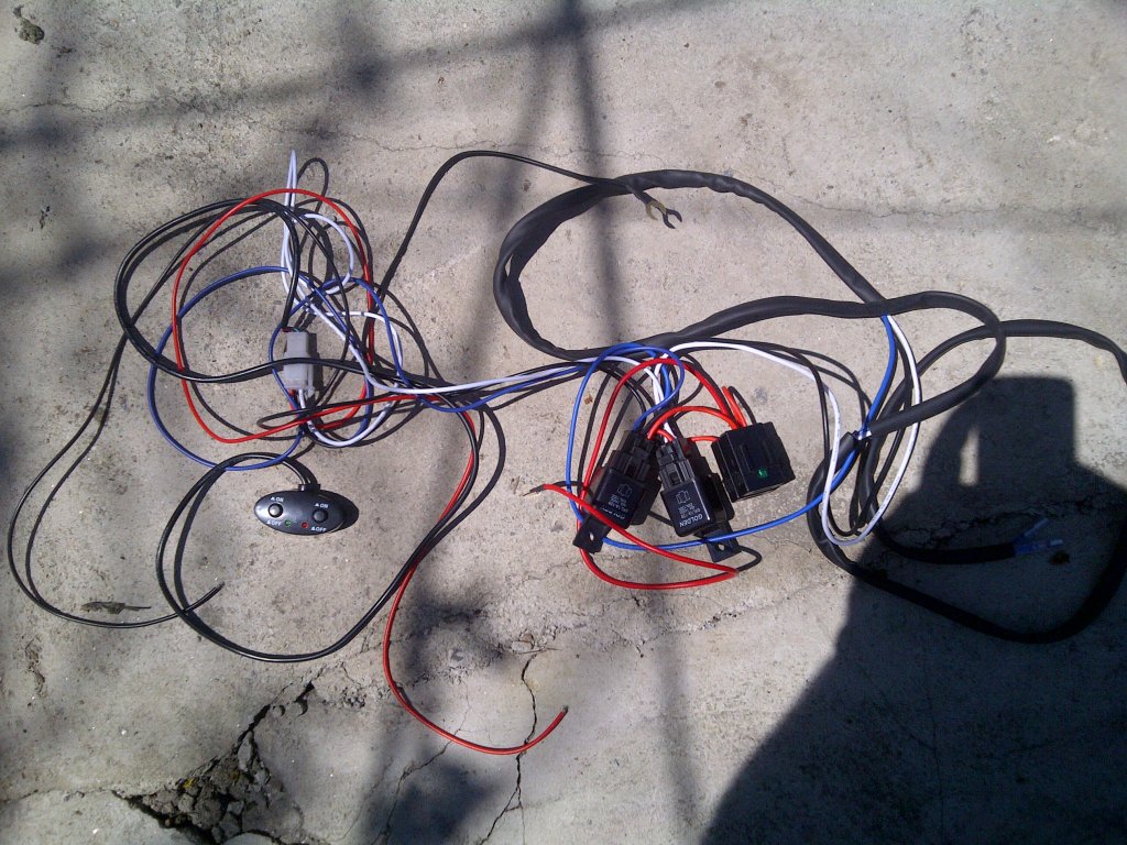 Натиснете снимката за да я уголемите
Име:Light_bar_cables.jpg
Прегледи:1
Размер:205.4 КБ
ID:5929385