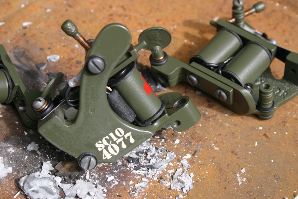 Натиснете снимката за да я уголемите
Име:MASH-tattoo-machine-3.jpg
Прегледи:1
Размер:138.2 КБ
ID:5954650