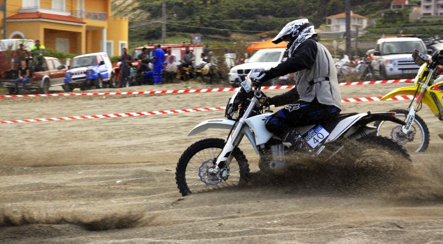 Натиснете снимката за да я уголемите
Име:e6.jpg
Прегледи:1
Размер:124.7 КБ
ID:5370267