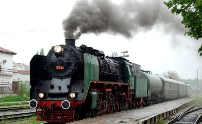 Натиснете снимката за да я уголемите

Име:655-402-detski-panair-i-paren-lokomotiv-na-1-iuni.jpg
Прегледи:1
Размер:58.2 КБ
ID:5518845