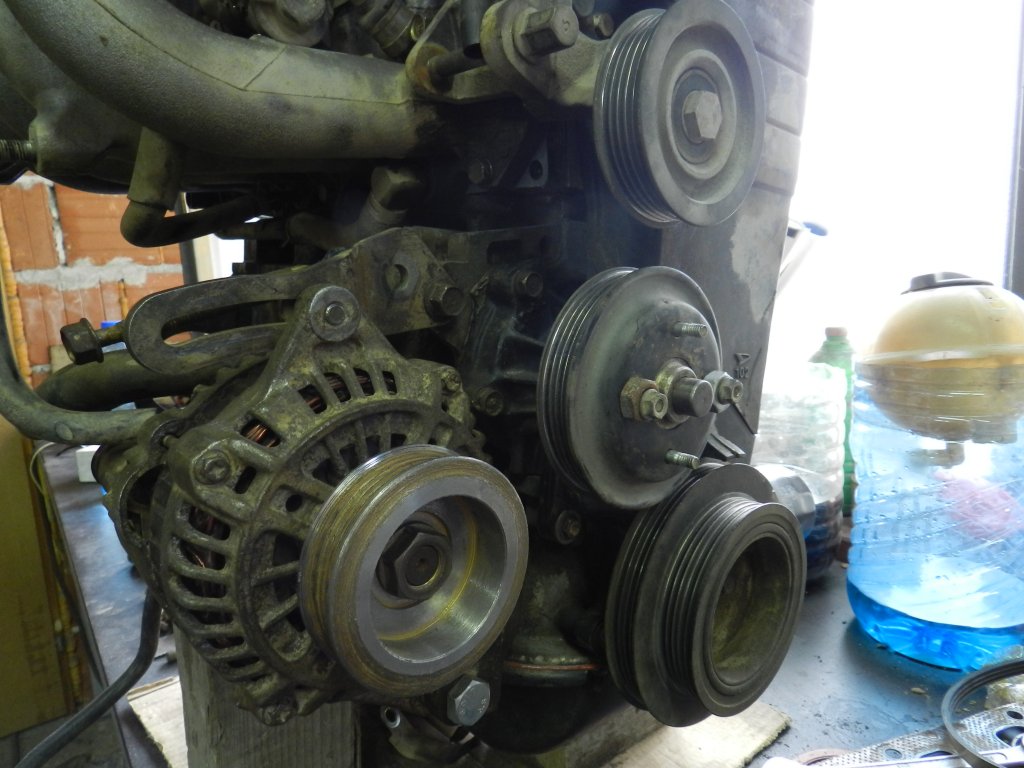 Натиснете снимката за да я уголемите
Име:DSCN2925.jpg
Прегледи:1
Размер:124.9 КБ
ID:5935214