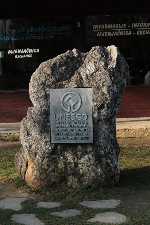 Натиснете снимката за да я уголемите
Име:IMG_5709.jpg
Прегледи:1
Размер:97.0 КБ
ID:5989229