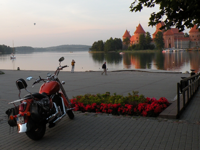 Натиснете снимката за да я уголемите
Име:aRSCN9533.JPG
Прегледи:2
Размер:362.8 КБ
ID:6030859