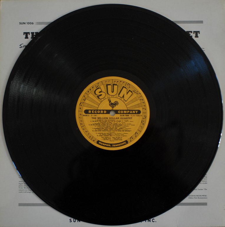 Натиснете снимката за да я уголемите
Име:DSC_0570.jpg
Прегледи:1
Размер:57.4 КБ
ID:6035951