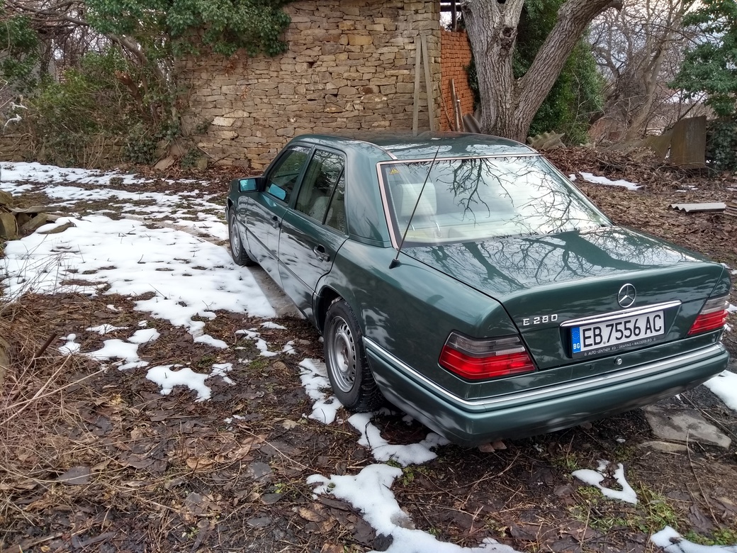 124 мерседес e280