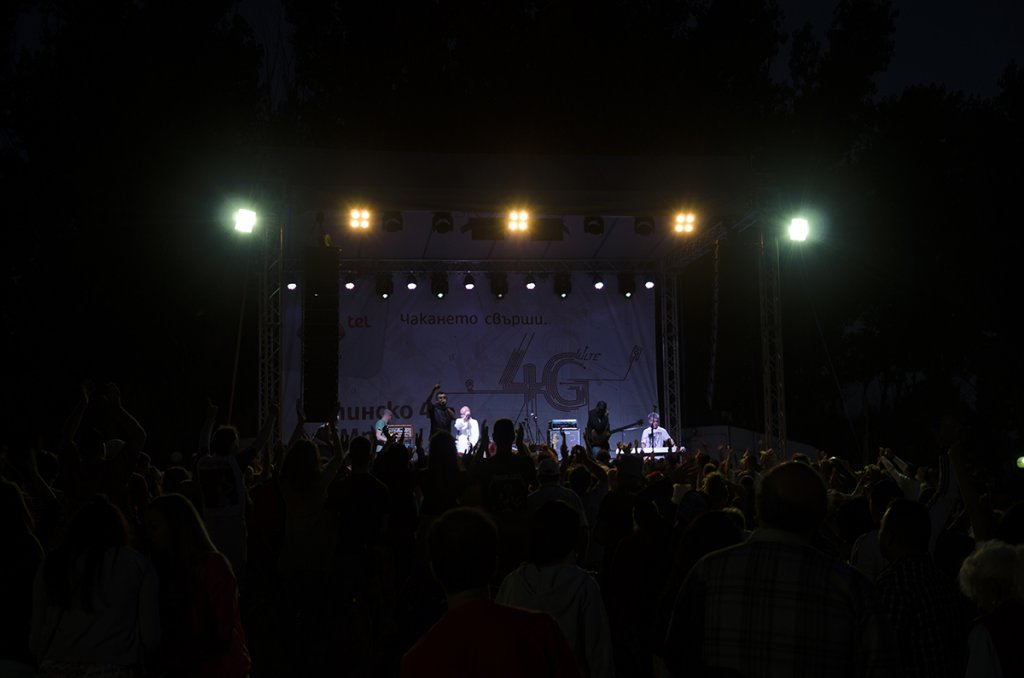 Натиснете снимката за да я уголемите
Име:DSC_5159.jpg
Прегледи:1
Размер:46.2 КБ
ID:6116993