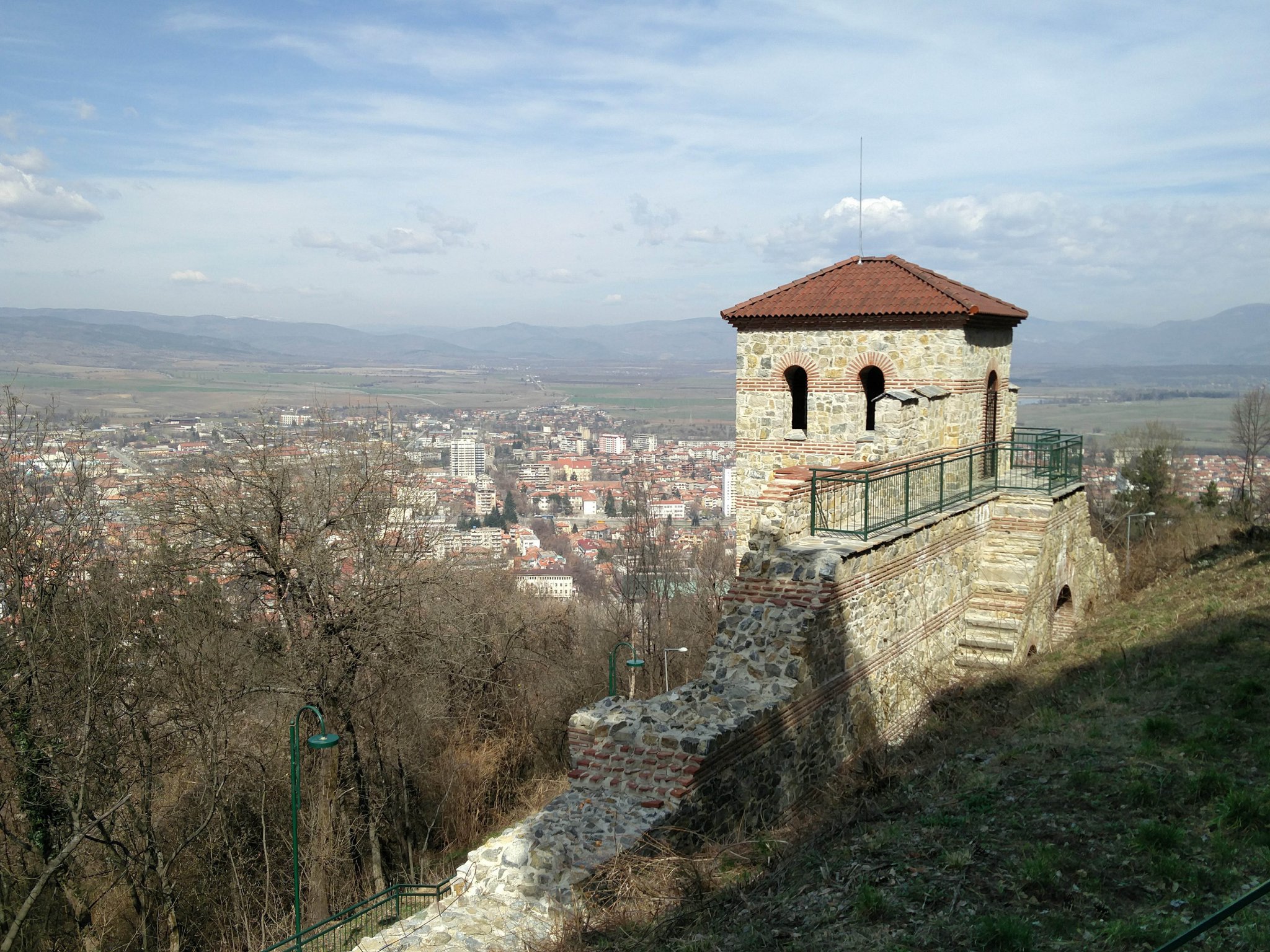 Натиснете снимката за да я уголемите
Име:PHOTO_20170320_115138.jpg
Прегледи:1
Размер:716.6 КБ
ID:6140873