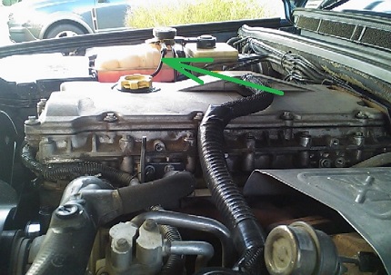 Натиснете снимката за да я уголемите
Име:Disco2_inlet_coolant_tank_new.jpg
Прегледи:1
Размер:64.1 КБ
ID:6149360