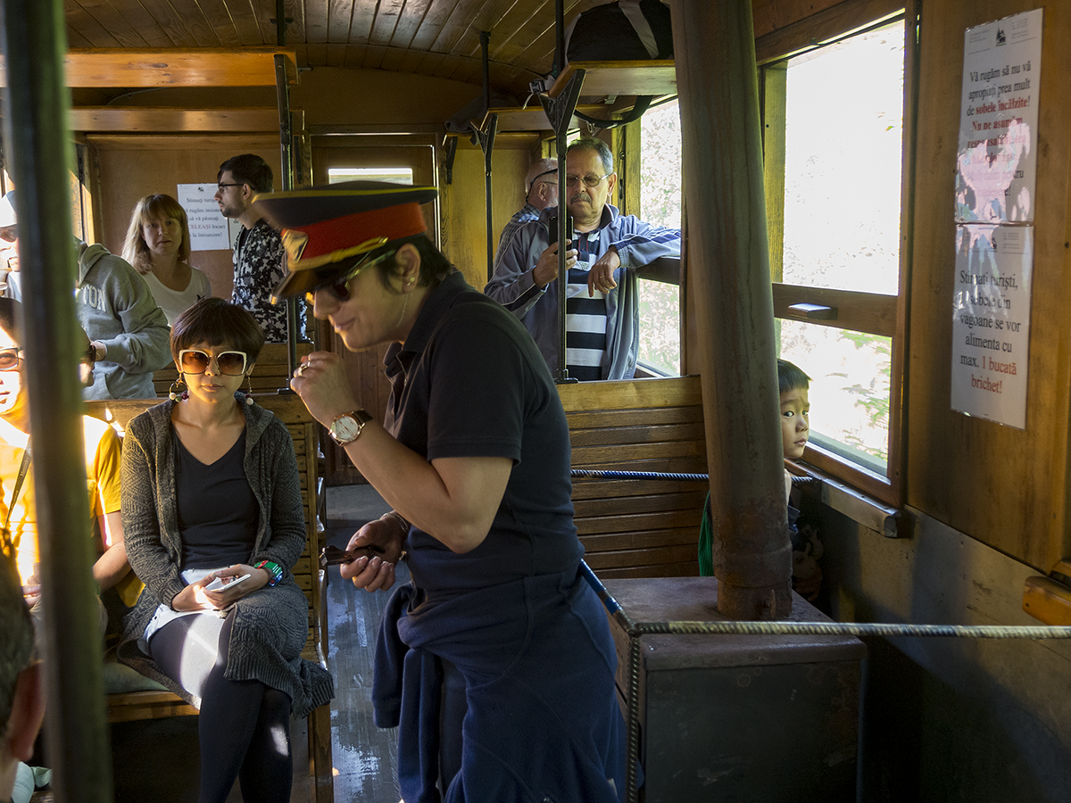 Натиснете снимката за да я уголемите
Име:P6070036.jpg
Прегледи:1
Размер:910.3 КБ
ID:5816360