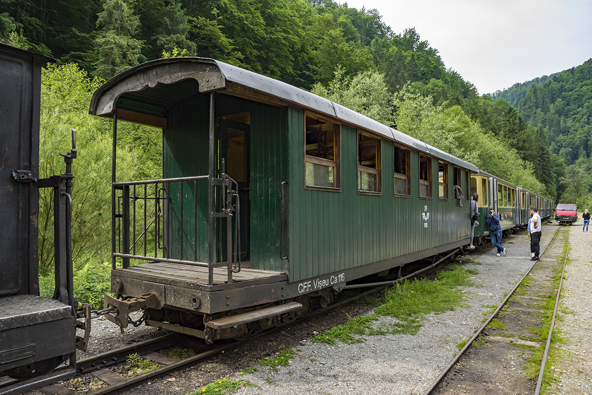 Натиснете снимката за да я уголемите
Име:DSC_5736.jpg
Прегледи:1
Размер:1.10 МБ
ID:5816369