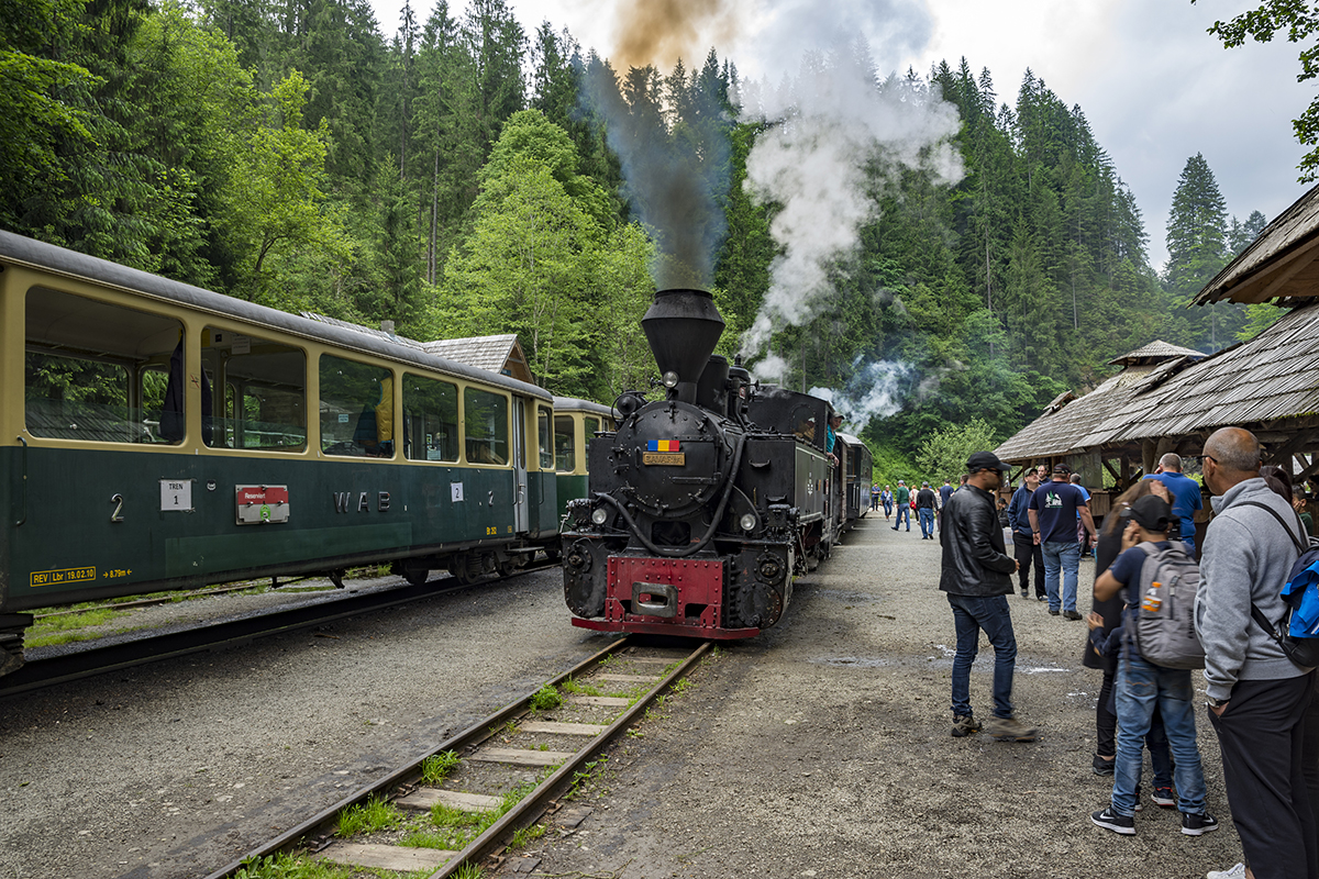Натиснете снимката за да я уголемите
Име:DSC_5761.jpg
Прегледи:1
Размер:1.14 МБ
ID:5816374