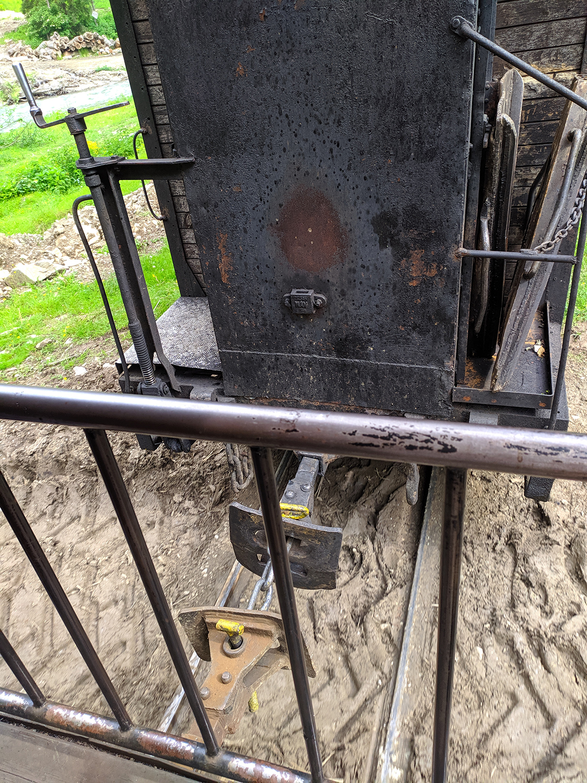 Натиснете снимката за да я уголемите
Име:IMG_20190607_101540.jpg
Прегледи:1
Размер:1.93 МБ
ID:5816438